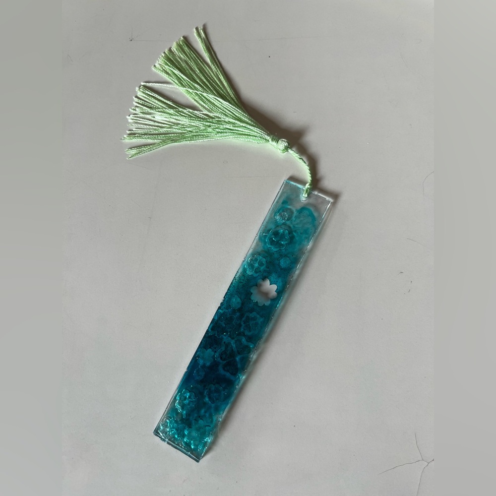 Resin bookmark